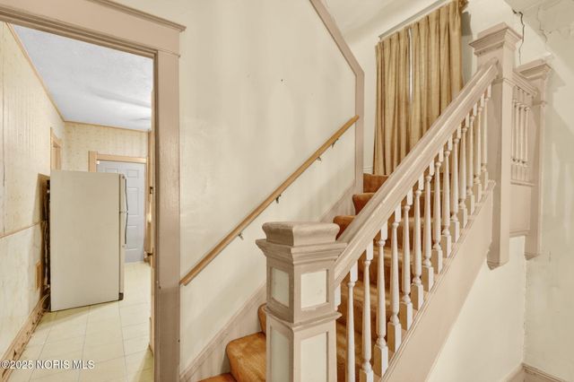 1155 W Woodruff Avenue, Toledo, OH 43606