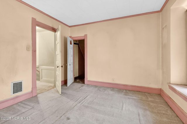 1155 W Woodruff Avenue, Toledo, OH 43606