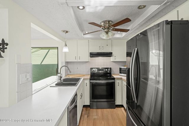 12701 SHELL POINT Drive, Hudson, FL 34667