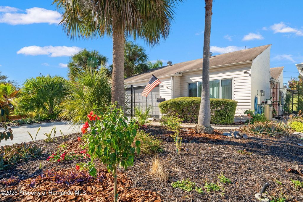 12701 SHELL POINT Drive, Hudson, FL 34667