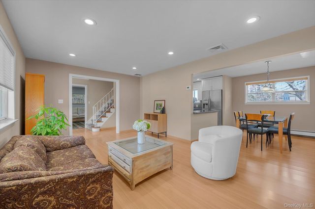 100 Brower Avenue, Woodmere, NY 11598