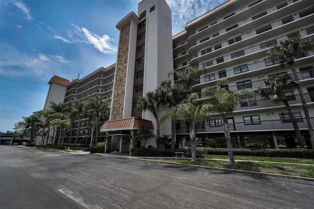 5400 PARK ST. NORTH 303, St Petersburg, FL 33709