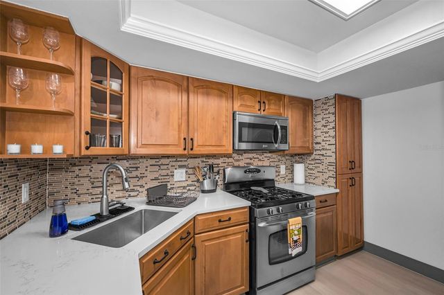 5400 PARK ST. NORTH 303, St Petersburg, FL 33709