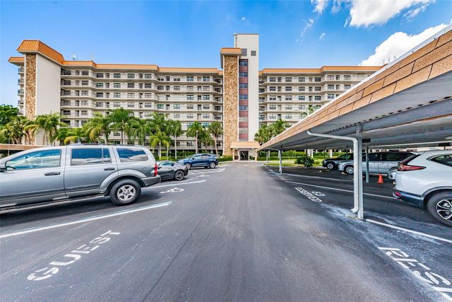5400 PARK ST. NORTH 303, St Petersburg, FL 33709