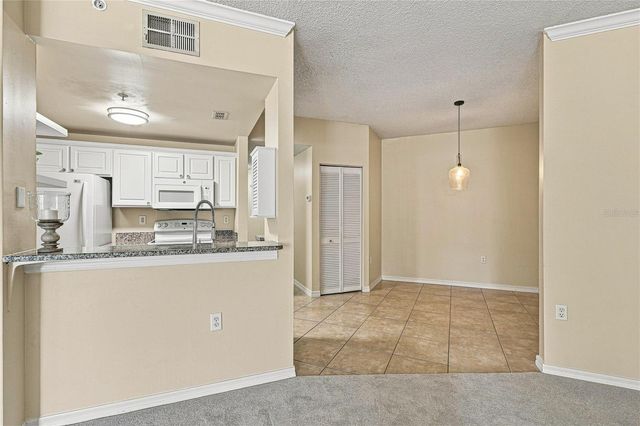 5459 BENTGRASS DRIVE 2-110, Sarasota, FL 34235