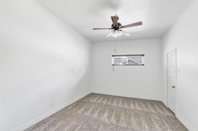 103 W Barrow Street, Dayton, TX 77535