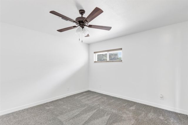 103 W Barrow Street, Dayton, TX 77535