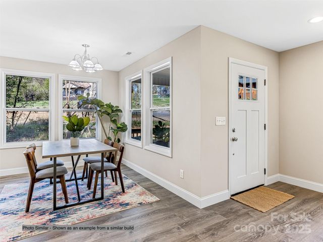 95 Eastabrook Avenue, Brevard, NC 28712