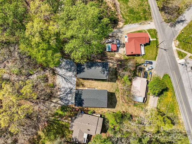 95 Eastabrook Avenue, Brevard, NC 28712