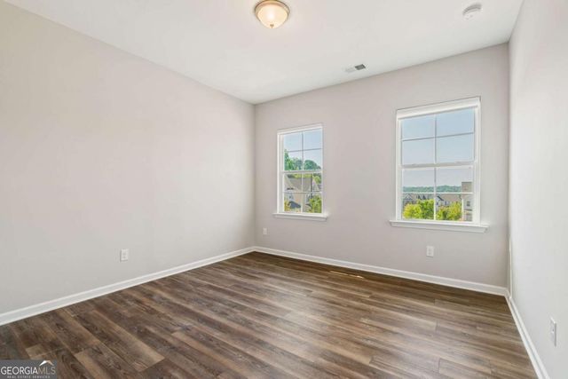 3395 Park Pointe Circle, Scottdale, GA 30079