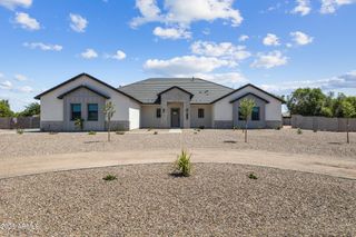 3989 E Freeman Lane, San Tan Valley, AZ 85140