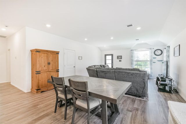 2767 Sagedale Drive, Conroe, TX 77301