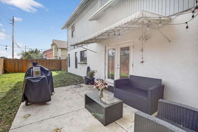 7741 NW 42nd Court, Davie, FL 33024