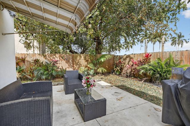 7741 NW 42nd Court, Davie, FL 33024