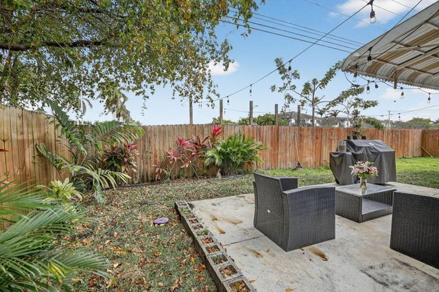 7741 NW 42nd Court, Davie, FL 33024