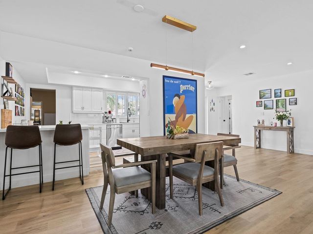 2011 NE 60th Street, Fort Lauderdale, FL 33308