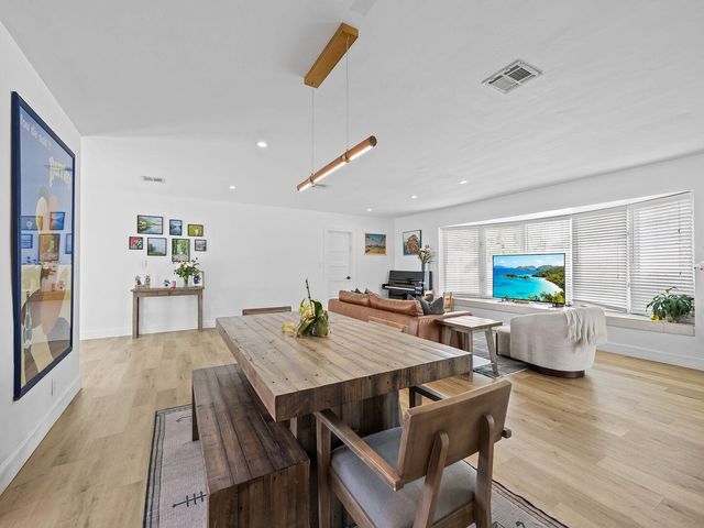 2011 NE 60th Street, Fort Lauderdale, FL 33308