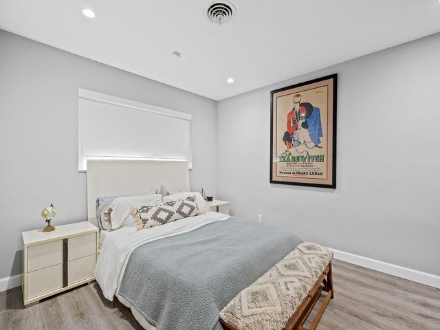 2011 NE 60th Street, Fort Lauderdale, FL 33308