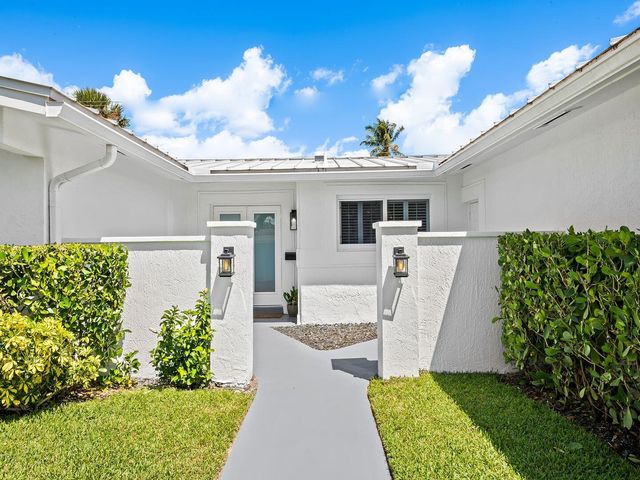 2011 NE 60th Street, Fort Lauderdale, FL 33308