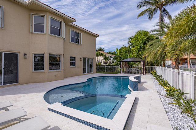 9638 Worswick Court, Wellington, FL 33414