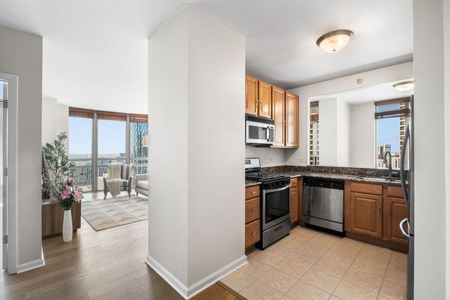 125 S Jefferson Street 3002, Chicago, IL 60661
