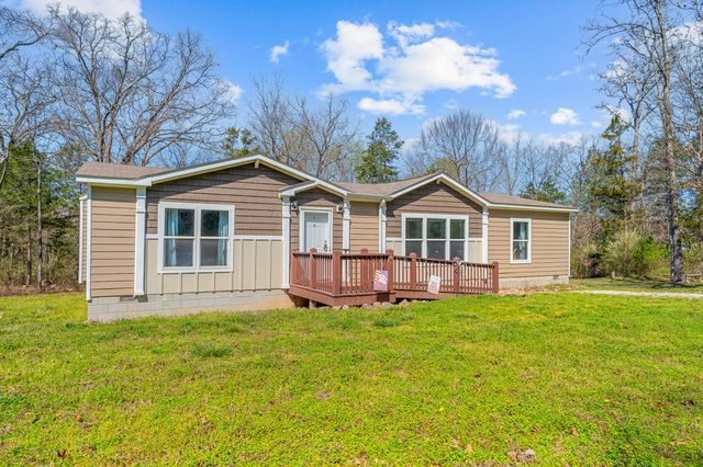 200 Lance Wood Drive, Kissee Mills, MO 65680