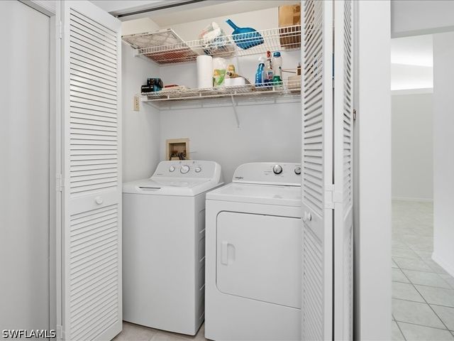 2305 Piccadilly Circus, Naples, FL 34112