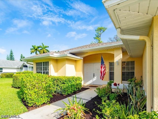 2305 Piccadilly Circus, Naples, FL 34112