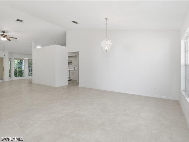 2305 Piccadilly Circus, Naples, FL 34112