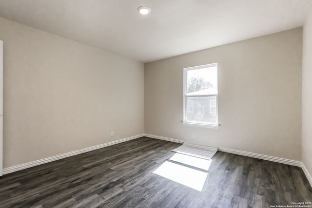 227 Lopez, Seguin, TX 78155