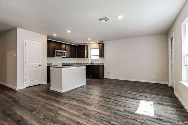 227 Lopez, Seguin, TX 78155