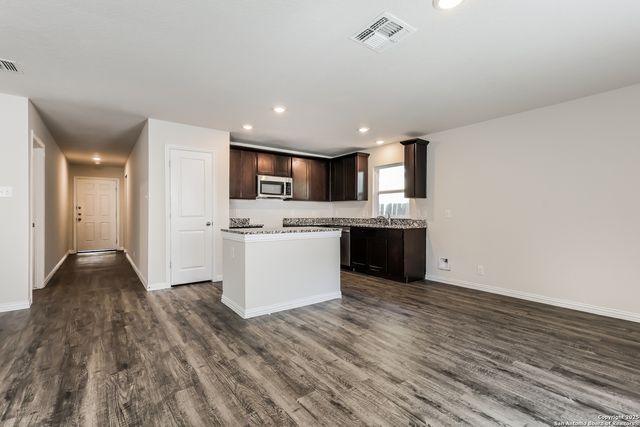 227 Lopez, Seguin, TX 78155