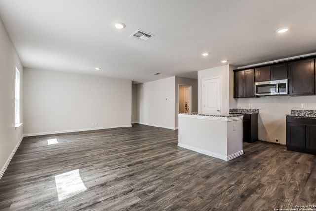 227 Lopez, Seguin, TX 78155