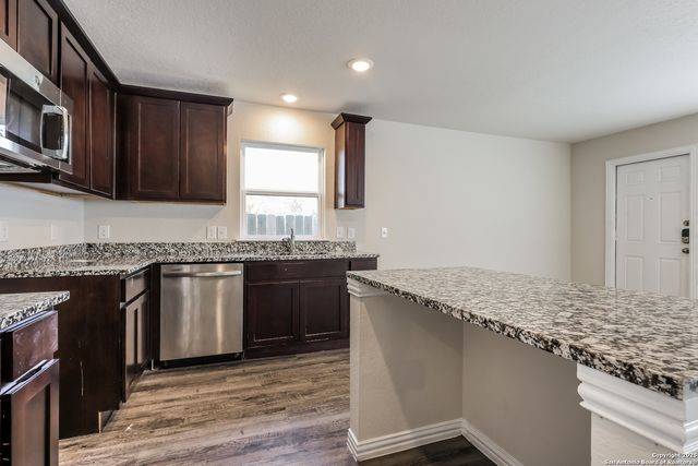 227 Lopez, Seguin, TX 78155