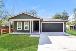 227 Lopez, Seguin, TX 78155