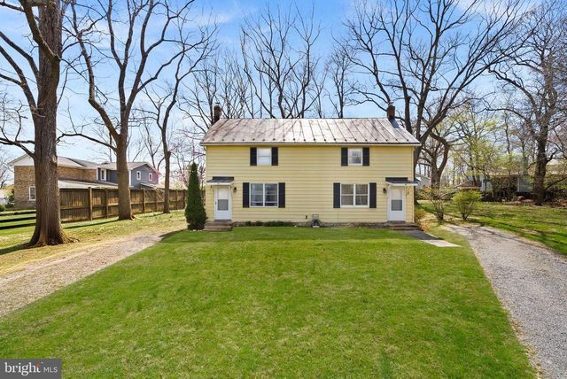 9 BURKE CIR, Hamilton, VA 20158