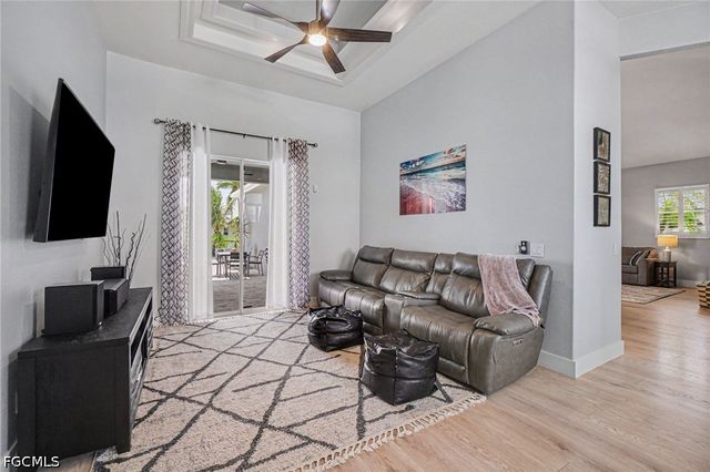 1833 NW 7th AVE, Cape Coral, FL 33993