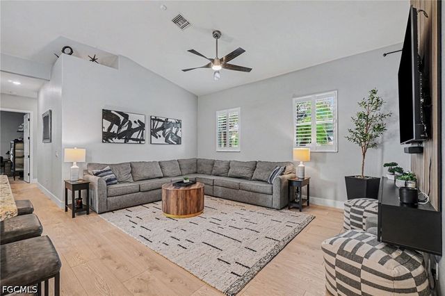 1833 NW 7th AVE, Cape Coral, FL 33993