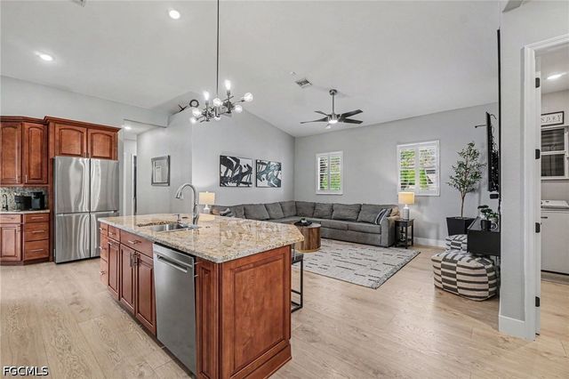 1833 NW 7th AVE, Cape Coral, FL 33993