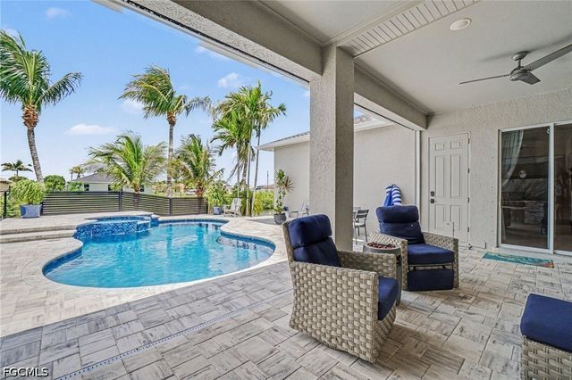 1833 NW 7th AVE, Cape Coral, FL 33993