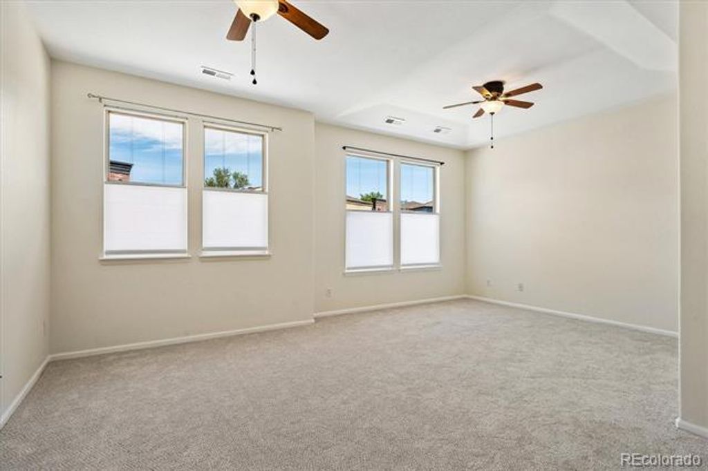 Image 14 of property listing at 8966 E Nichols Place, Centennial, CO 80112