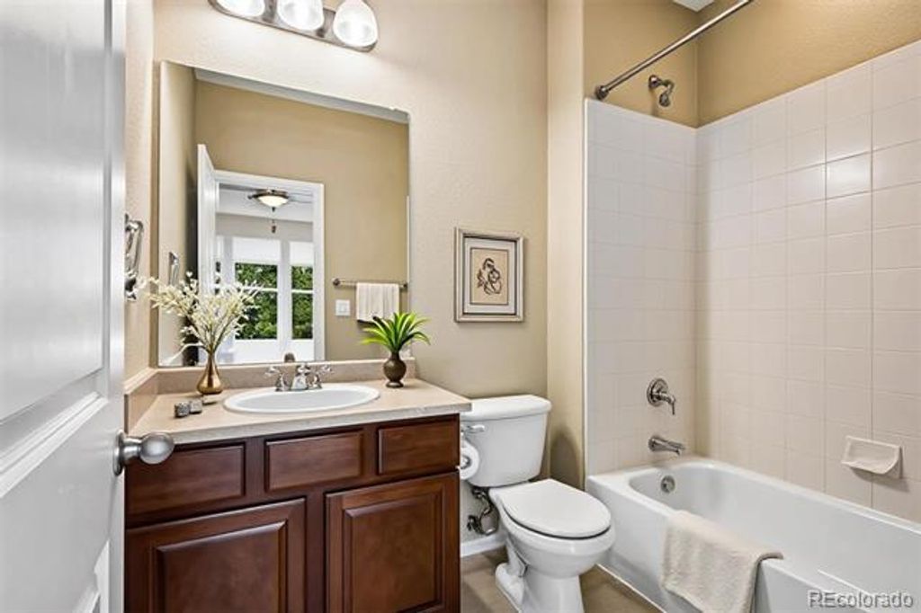 Image 22 of property listing at 8966 E Nichols Place, Centennial, CO 80112