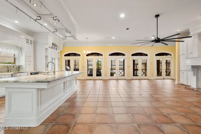 148 Belle Pointe Circle, Madison, MS 39110