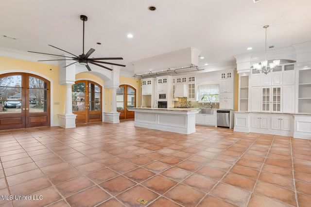 148 Belle Pointe Circle, Madison, MS 39110