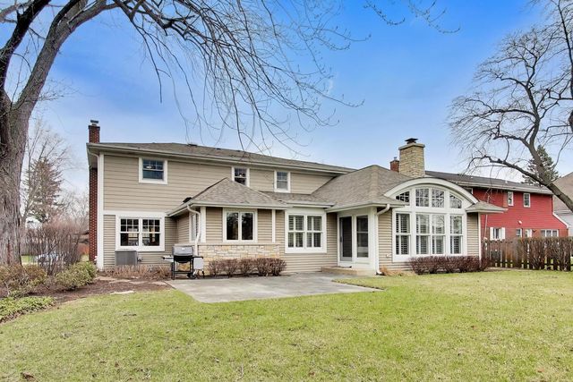 1317 W Grove Street, Arlington Heights, IL 60005