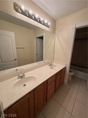 8059 Dolce Flore Avenue, Las Vegas, NV 89178
