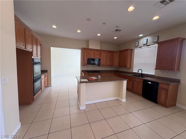 8059 Dolce Flore Avenue, Las Vegas, NV 89178