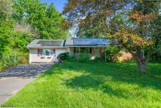 122 Sunnyview Ave W, Mansfield Twp., NJ 07840
