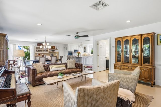 727 Shore Drive, Vero Beach, FL 32963