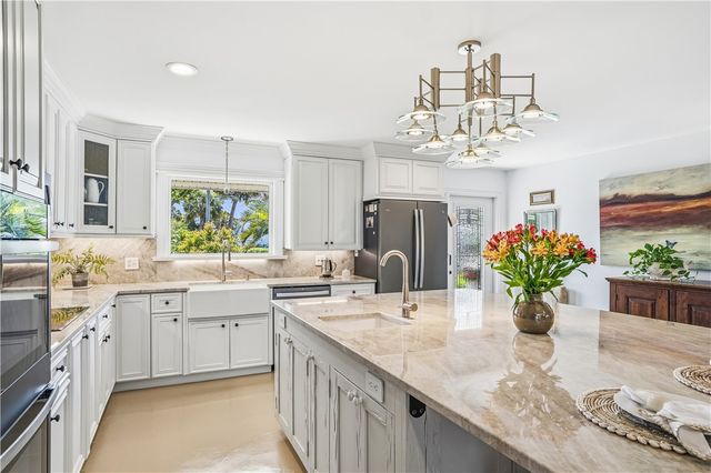 727 Shore Drive, Vero Beach, FL 32963